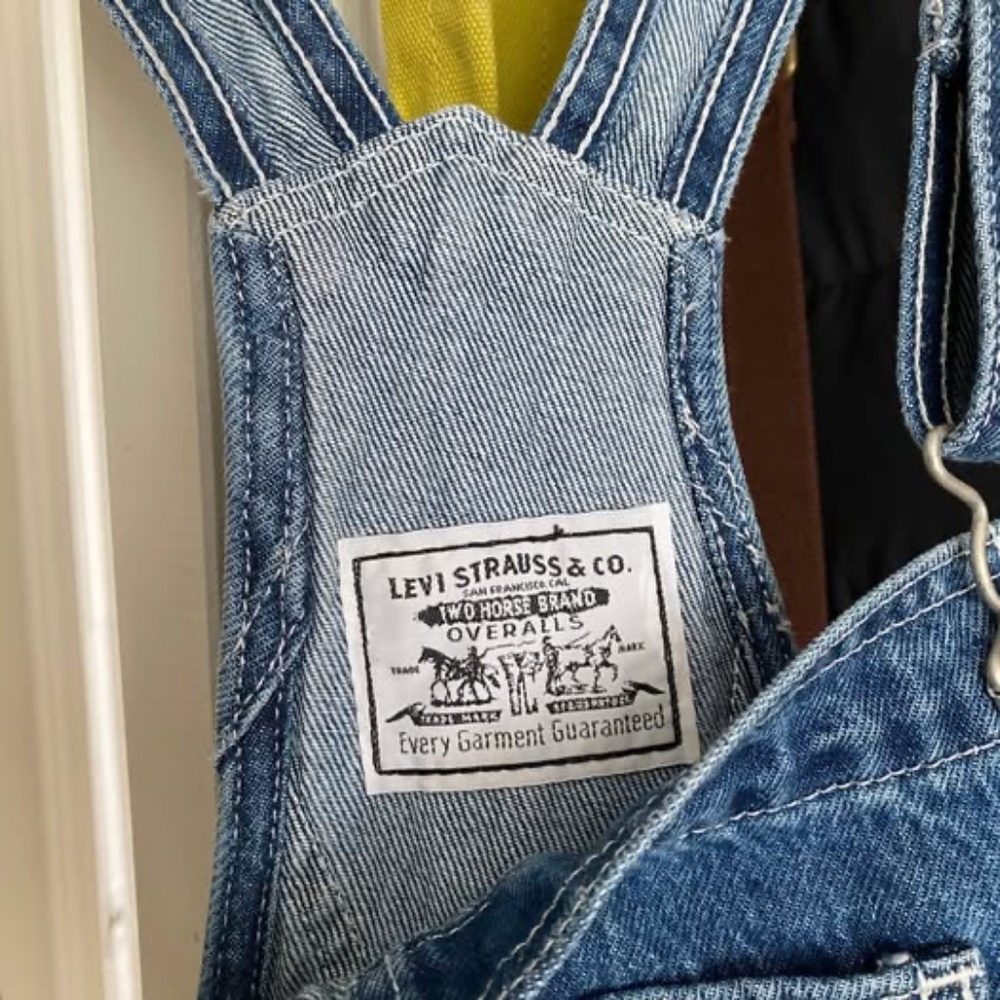 Levi's denim overalls/shortalls